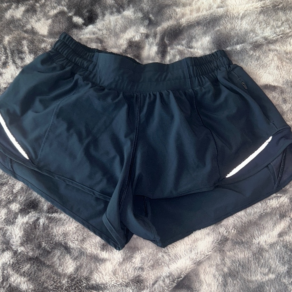 lululemon navy blue speed up shorts size 6
